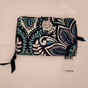 Vera Bradley RFID Turnlock Wallet Blue Island Medallion BNWT
